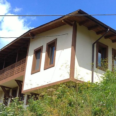 Chepelare Holiday Guest House ภายนอก รูปภาพ
