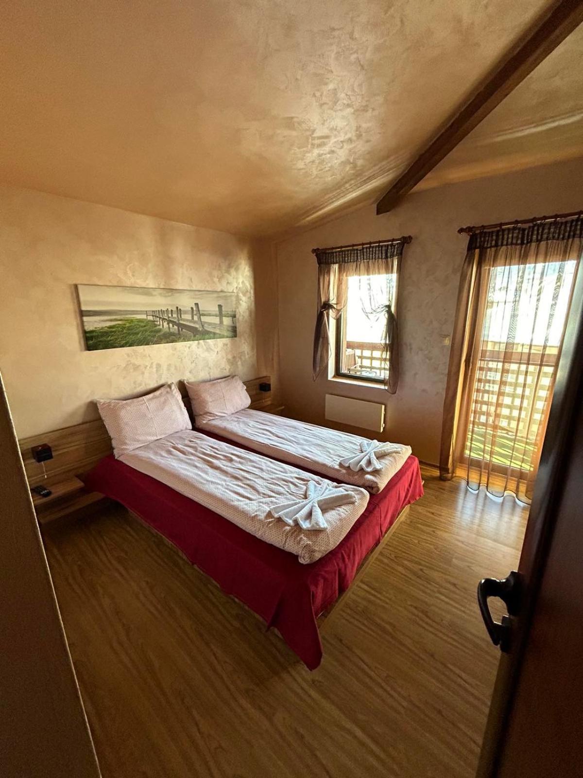 Chepelare Holiday Guest House ภายนอก รูปภาพ