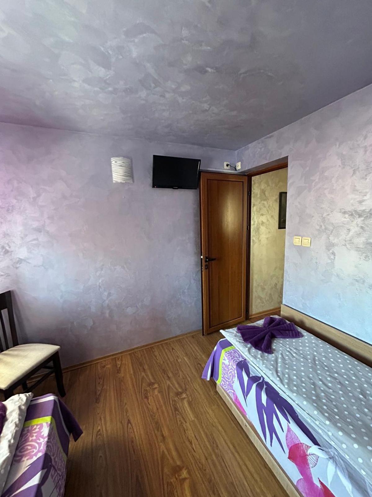 Chepelare Holiday Guest House ภายนอก รูปภาพ