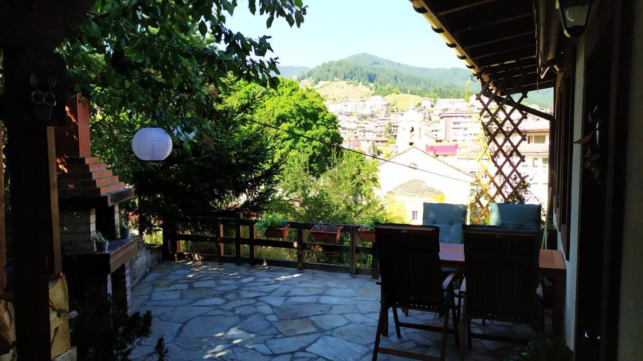 Chepelare Holiday Guest House ภายนอก รูปภาพ